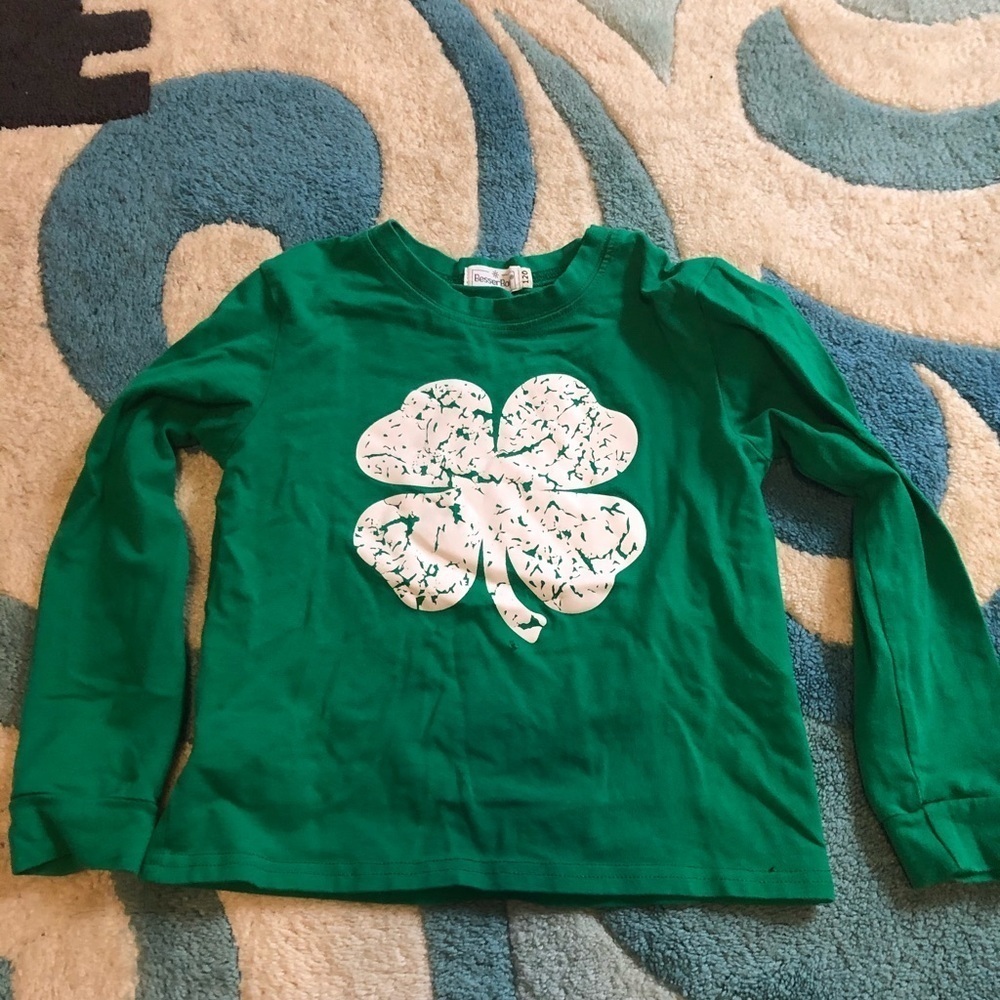 Besser Bay St. Patrick’s Day shamrock t-shirt.
